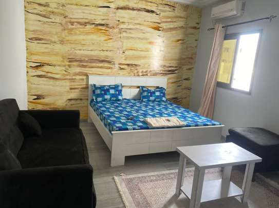 Chambre meublée à louer image 4
