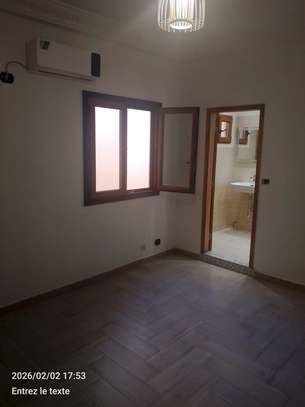 Appartement de type F4 à louer à la cité keur Gorgui image 4