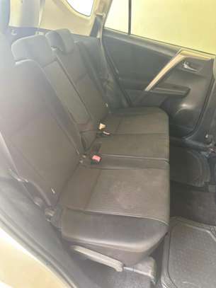 Rav4 image 5