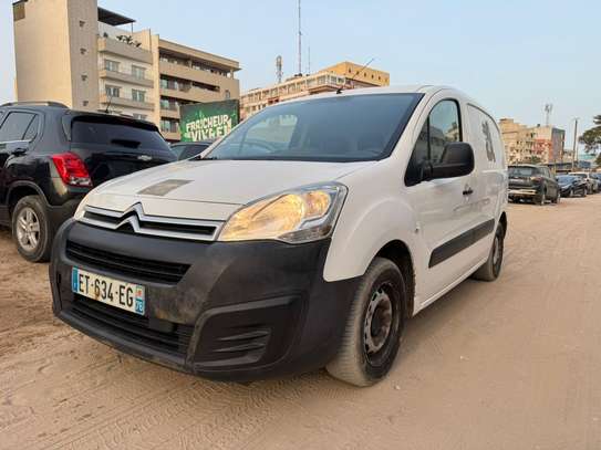 Citroën Berlingo 3 places fermés image 4