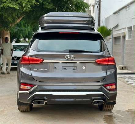 HUNDAY SANTAFE 2019 image 11