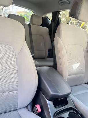 Hyundai santa fe image 7