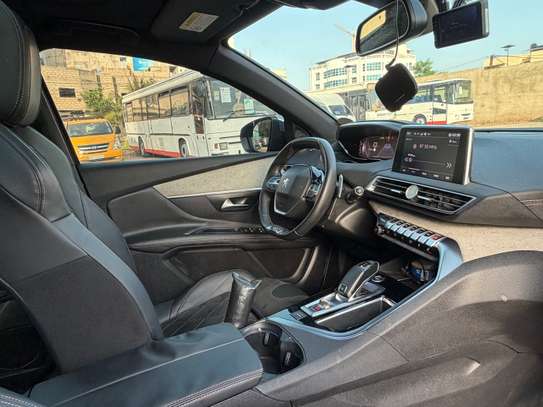 Peugeot 3008 image 3