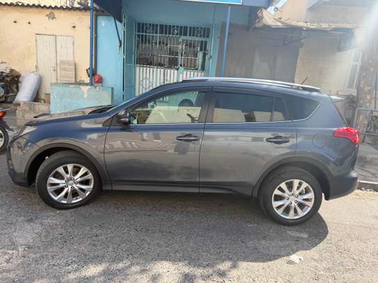 Toyota RAV4 2014 image 9