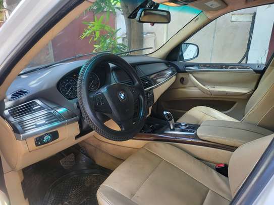 BMW X5 2009 image 2
