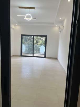 Appartement à louer Mermoz image 2