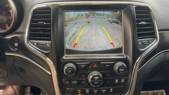 Jeepe grand Cherokee image 9