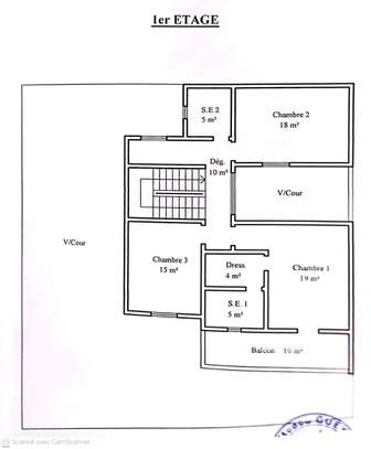 Maison 2 étages grand terrain quartier calme image 2