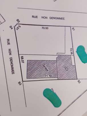 Terrain 2400m2 pour partenariat aux Almadies image 4