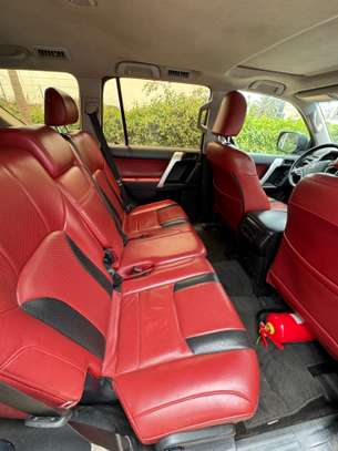 Toyota parado land cruiser image 3