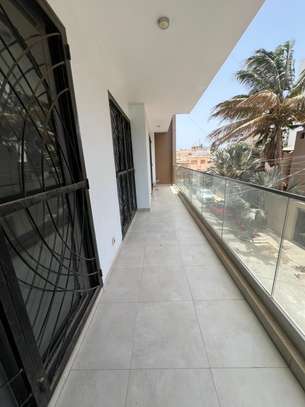 Appartement F4 à louer au Point E image 14