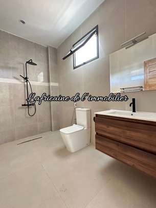 À louer – Superbe appartement F4 vue/mer à Yoff Océan image 10