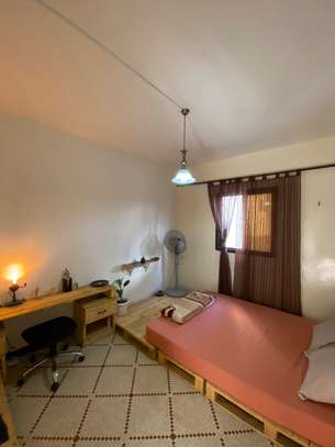 Studio meublé image 2