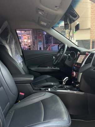 SSANGYONG TIVOLI  Année : 2017 image 4