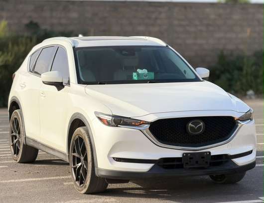 Mazda CX-5 2018 SUV Blanc fiable et élégant image 8