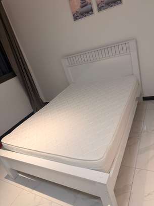 Lit + matelas 140x200 urgent image 3