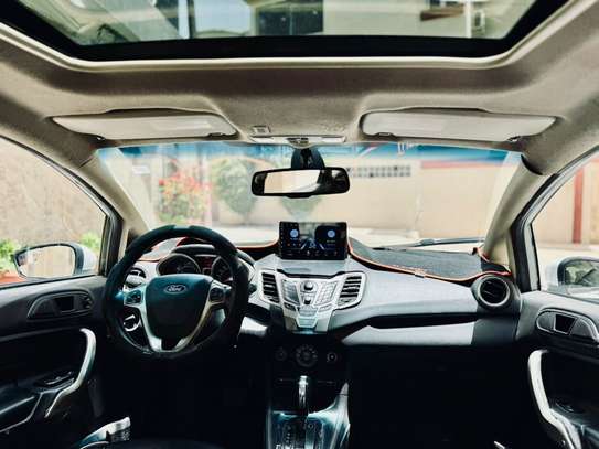 Ford fiesta 2016 image 3