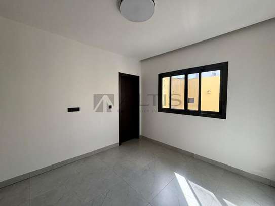 APPARTEMENT F4 HAUT STANDING AU POINT E image 6