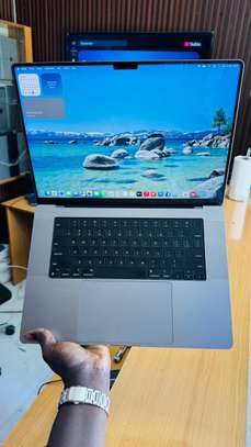 Mac M1 Pro 2021 - 16’p - SSD 1To - Ram 32Go image 6