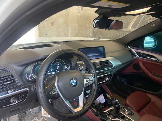 BMW X4 2020 image 2