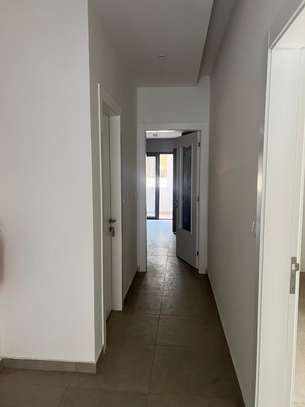 Appartement F4 à louer au Point E image 7