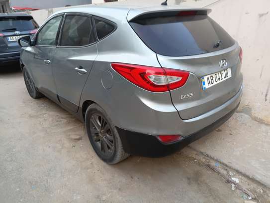Hyundai ix35 image 2