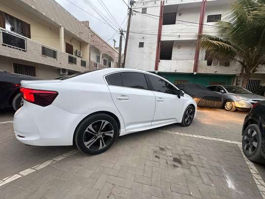 TOYOTA AVENSIS 2017 image 6