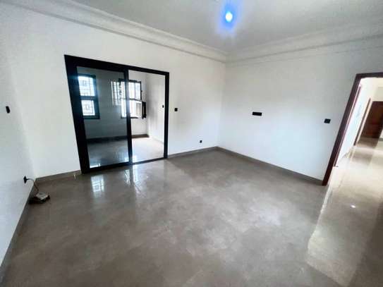 APPARTEMENT F4 AUX ALMADIES-RECASEMENT image 8