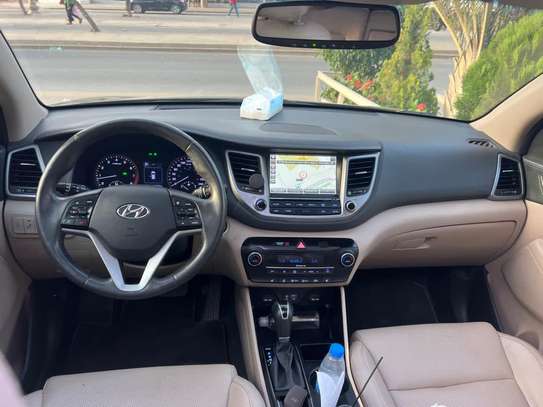 Hyundai Tucsson image 9