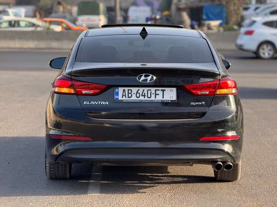 Hyundai Elantra Sport 2018  1.6L image 4