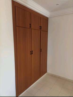 Sacré cœur grand appartement F4 à louer image 11