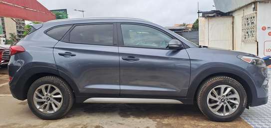 Hyundai Tucson 2017 intérieur cuir noir image 11