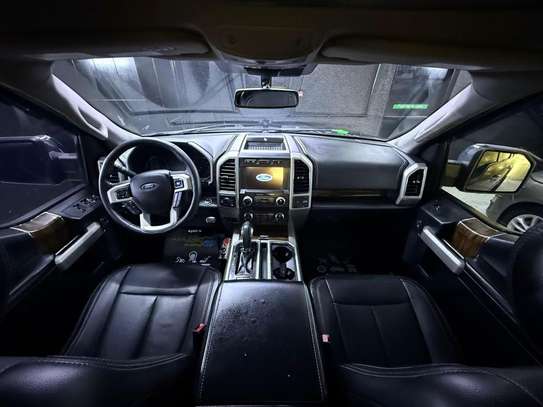 FORD F150 LARIAT image 15