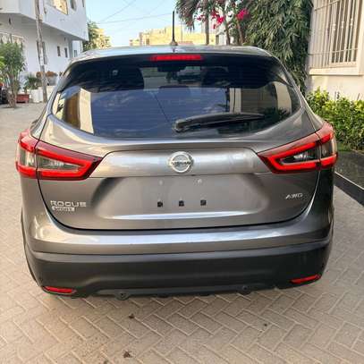 Nissan rogue 2021 image 8