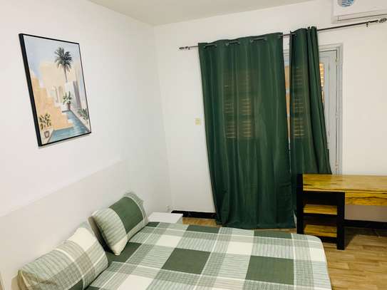 Appartement 2ch + salon meublé à louer au plateau image 6
