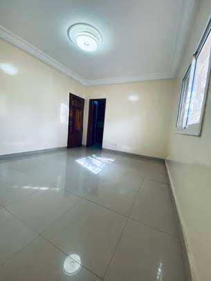 Bel appartement à Sacré Coeur 1 image 15