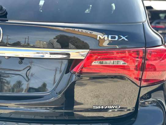 Acura MDX image 8