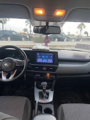 Kia Seltos 2021 boîte automatique Essence image 6