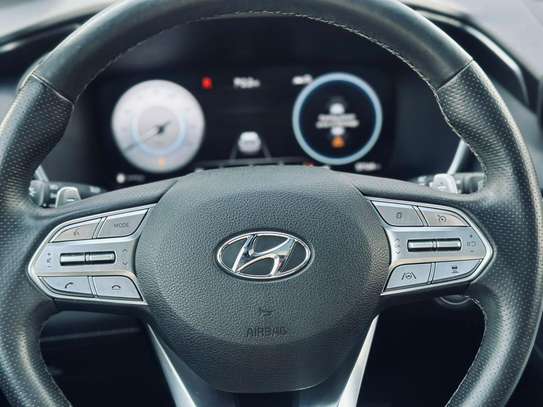 Hyundai Calligraphy 2022 image 7