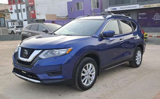 Nissan rogue 2017 image 2