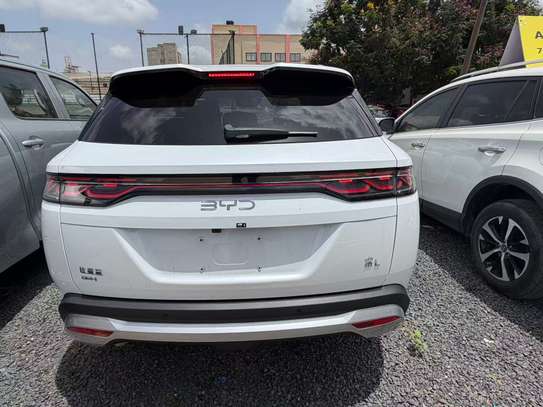2024 BYD SONG L image 4