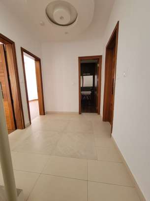 Belle villa à louer a la cité Cheikh Amar Mamelle image 11