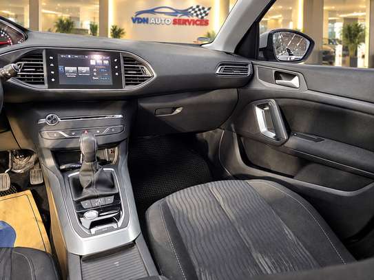 Peugeot 308 Break diesel boîte auto Corée image 10