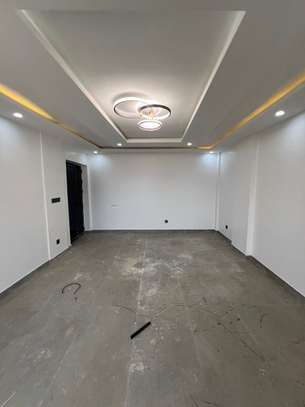 Immeuble R+7 Neuf a vendre aux Almadies image 5