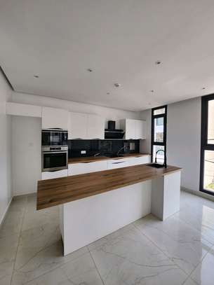 Appartement f4 haut standing aux mamelles image 4