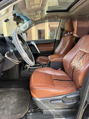 TOYOTA PRADO ANNÉE 2019 A image 9