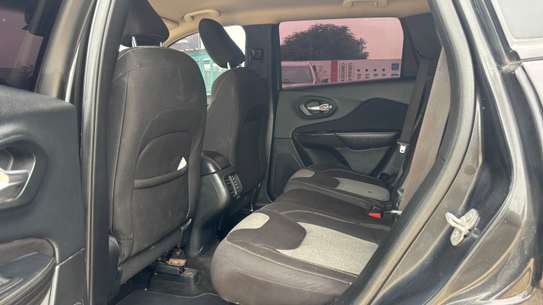 Jeepe Cherokee 2015 image 10