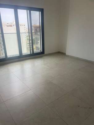 Appartement neuf à louer Point E image 8