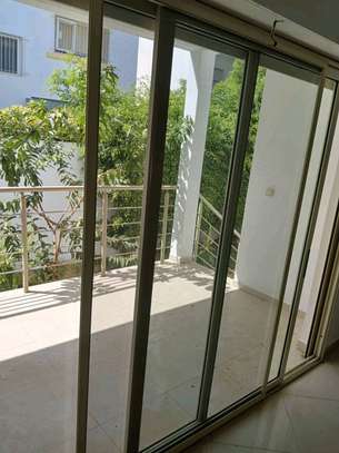 villa louer mermoz image 8