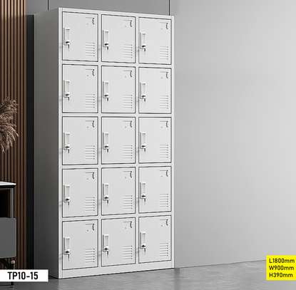 Armoire métallique 180 cm gris clair 5 étagères verrou image 7